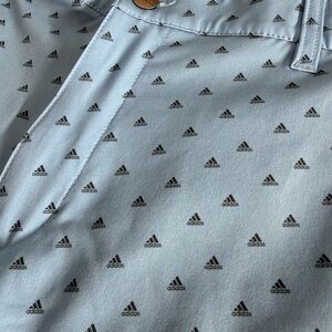 Men’s Adidas Sky Blue All Over Logo Print Performance Golf Shorts Size 32